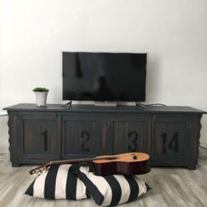 mueble-TV-vintage-industrial