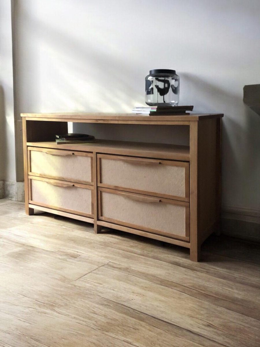 Rack TV Japandi con cajones