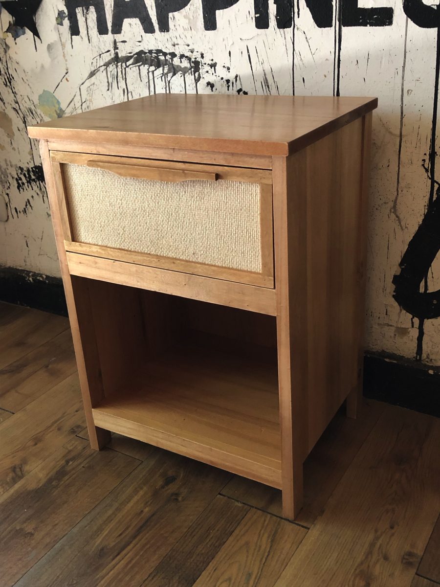 Mesa de luz de 1 cajon