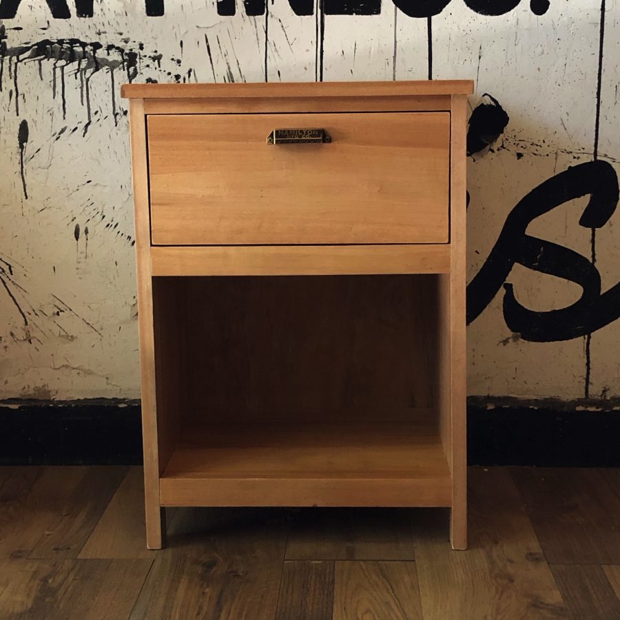 Mesa de luz de 1 cajon